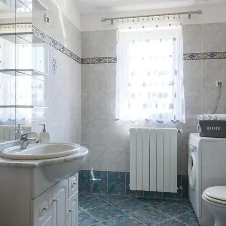 5 Bedroom Stunning In Labin Holiday home
