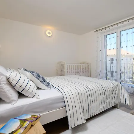 5 Bedroom Stunning In Labin * Rasa