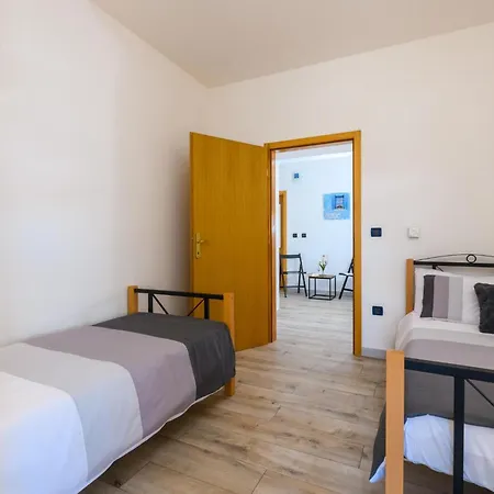 5 Bedroom Stunning In Labin