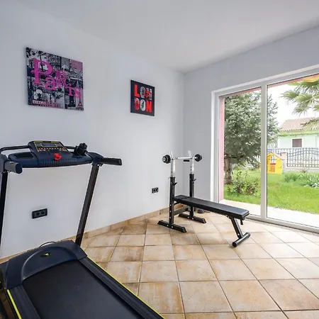 5 Bedroom Stunning In Labin * Rasa
