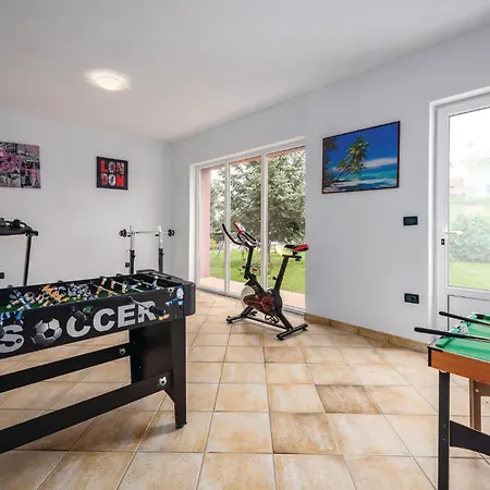 5 Bedroom Stunning In Labin * Rasa